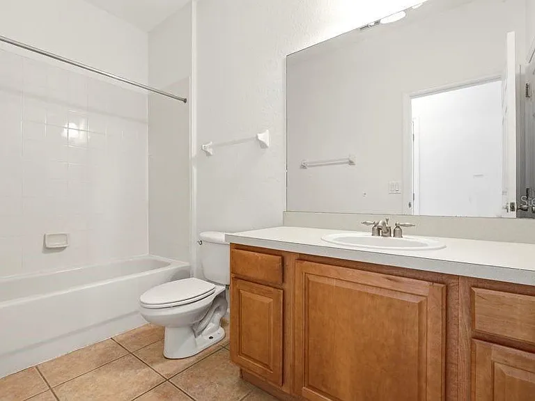 4967 Pall Mall St W — Photo 23