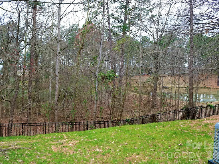 15232 Coventry Court Ln — Photo 24