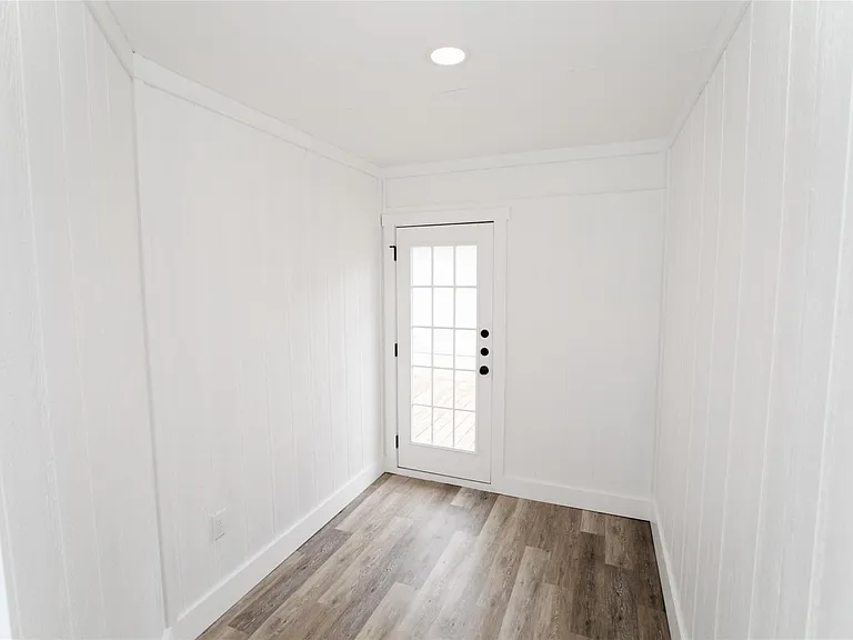 13103 Pollard Dr — Photo 6