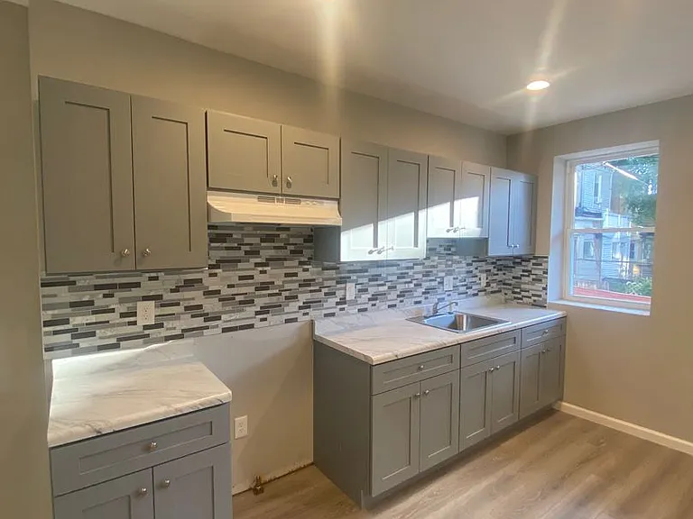 6310 Ogontz Ave — Photo 5