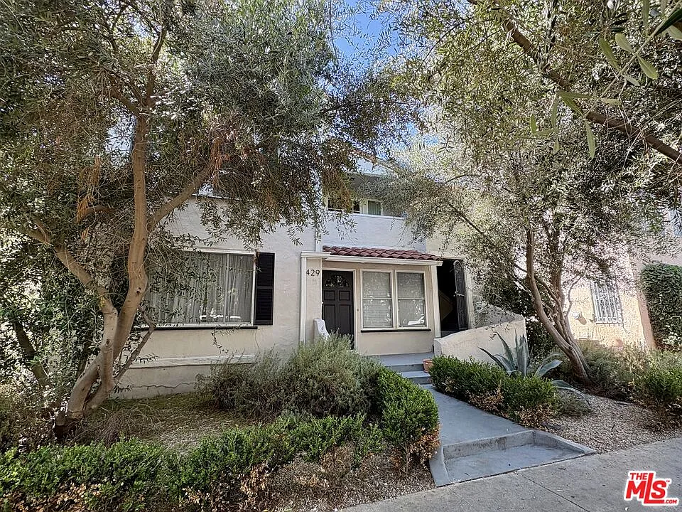 431 N Sierra Bonita Ave