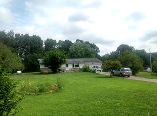 10053 Huff Rd, Bellevue, MI 49021