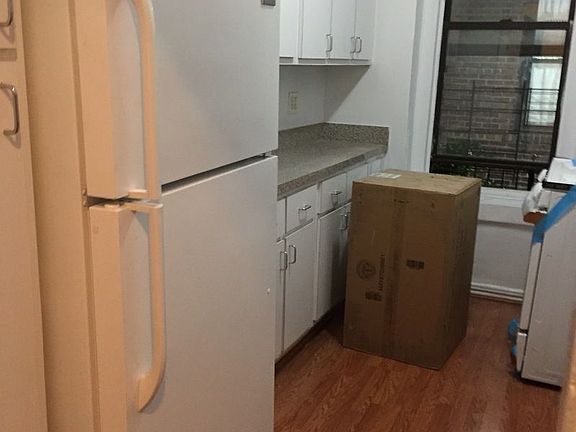 5th image of 4317 49th St #2N