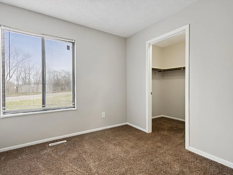 Woodwind Apartments — Photo 23