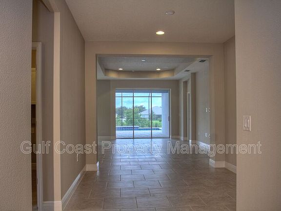 5th image of 16845 Rosedown Gln