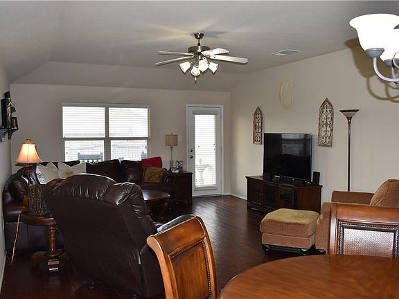 5th image of 1108 Ethan Dr