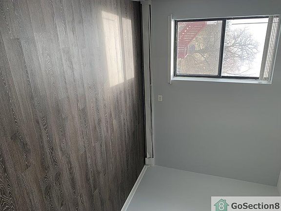 3rd image of 5616 S Wabash Ave APT 209