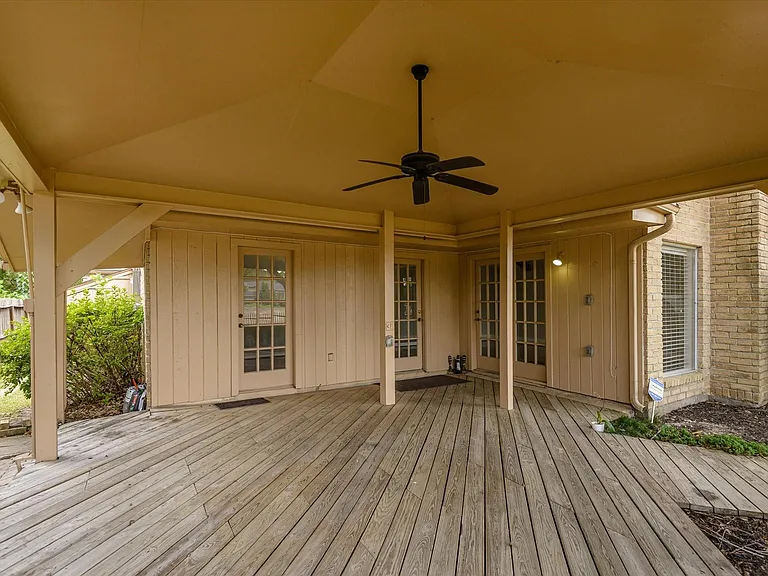 7715 Brush Wood Dr — Photo 36