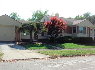 4085 Elmore Rd, Fairview Park, OH 44126