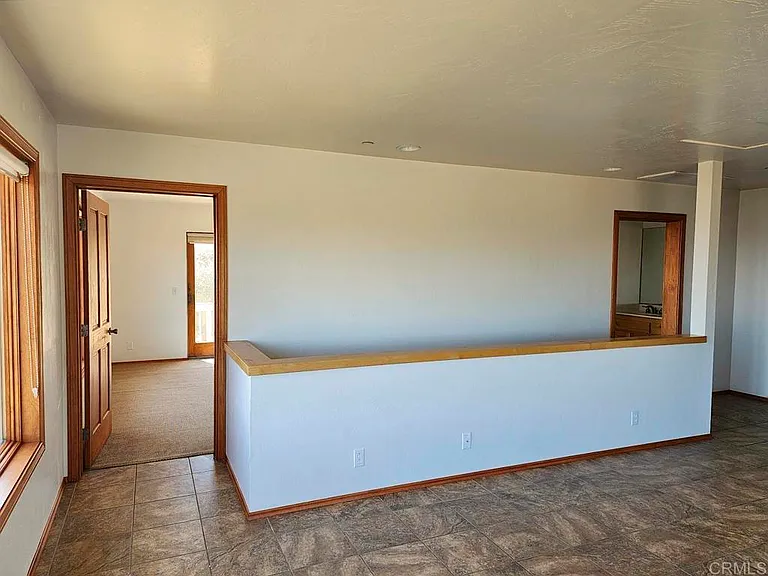 461 Manzanita Dr — Photo 10
