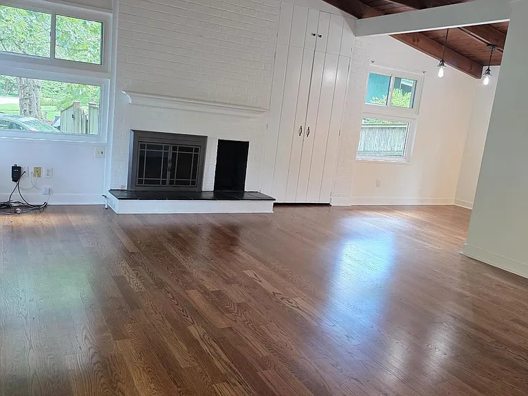 3404 Executive Ave — Photo 4