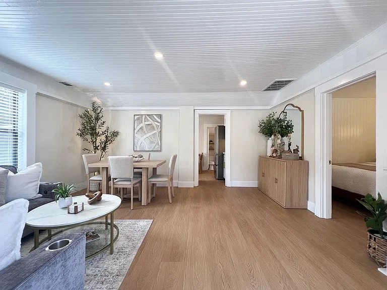 25 Berna Ave — Photo 5
