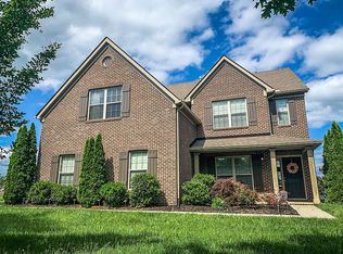 12516 Settlers Cove Ln, Knoxville, TN 37922