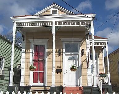 1st image of 1128 Desire St