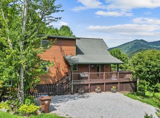 74 Appalachian Trl, Maggie Valley, NC 28751