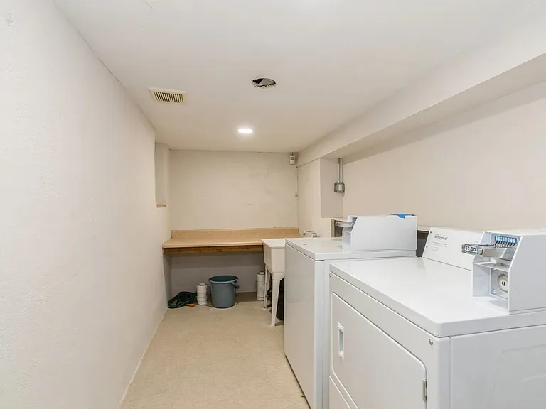 40 Beacon Ave — Photo 16