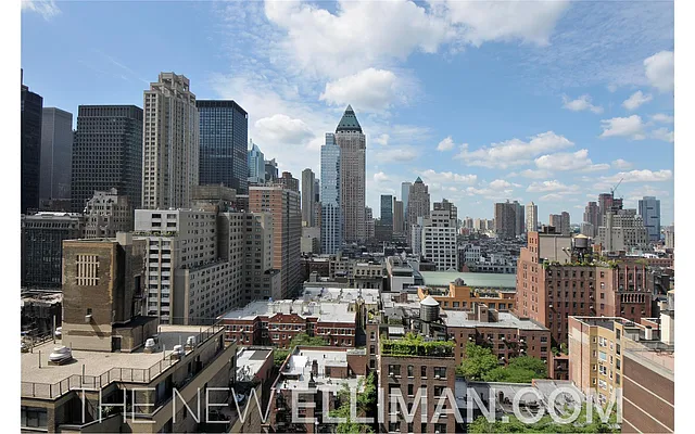 Rented by Douglas Elliman | media 37