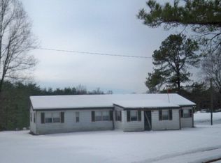 81 Criss Rd, Cumberland, VA 23040