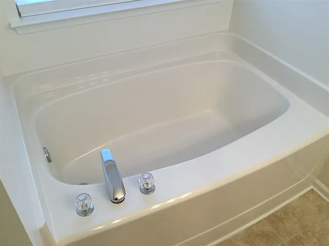 1308 Crestfield Dr — Photo 13