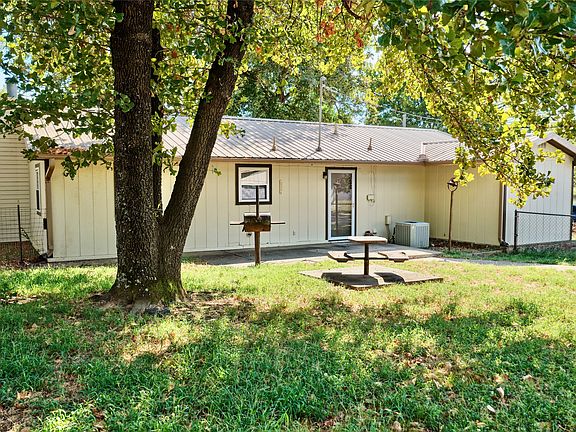 5th image of 415641 E 1094th Rd