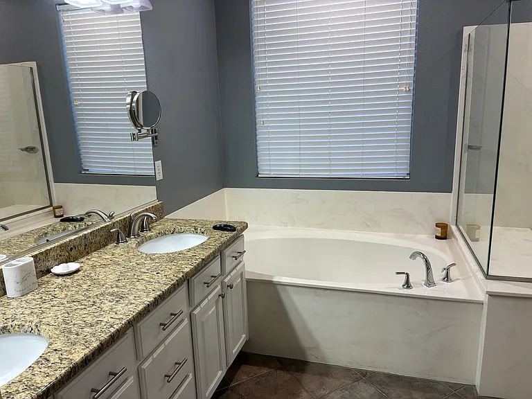 9237 W Irma Ln — Photo 25
