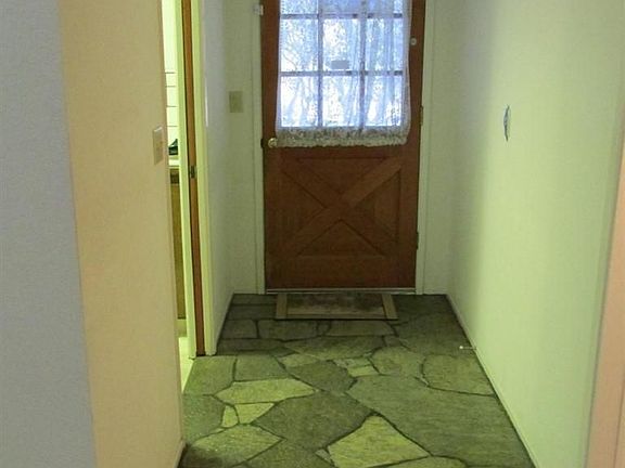 5th image of 6050 Stanley Dr