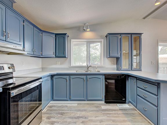 2nd image of 5139 W Elaynea Ln
