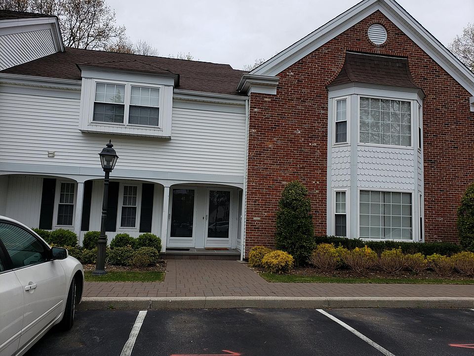 1st image of 45 Sylvan Ln