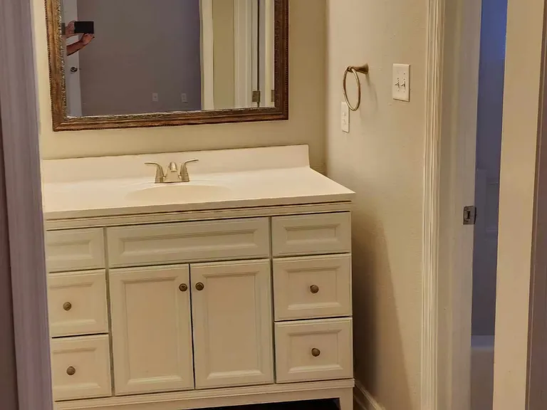 1781 Wayland Park Dr — Photo 10