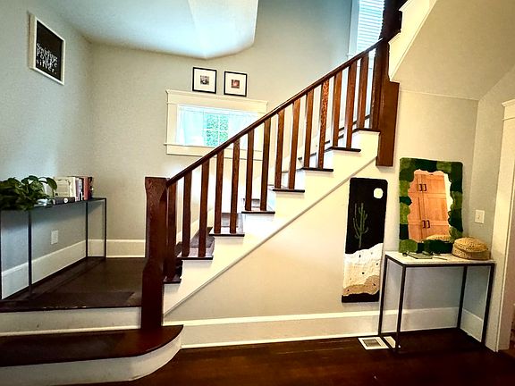 Entry way