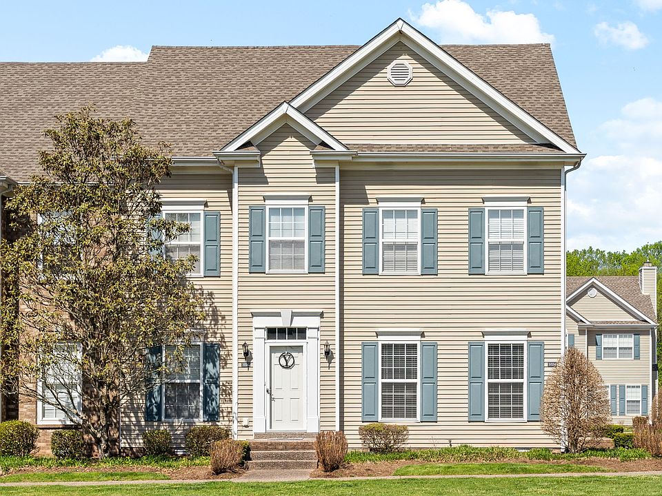 1st image of 1024 McKenna Dr #D-4