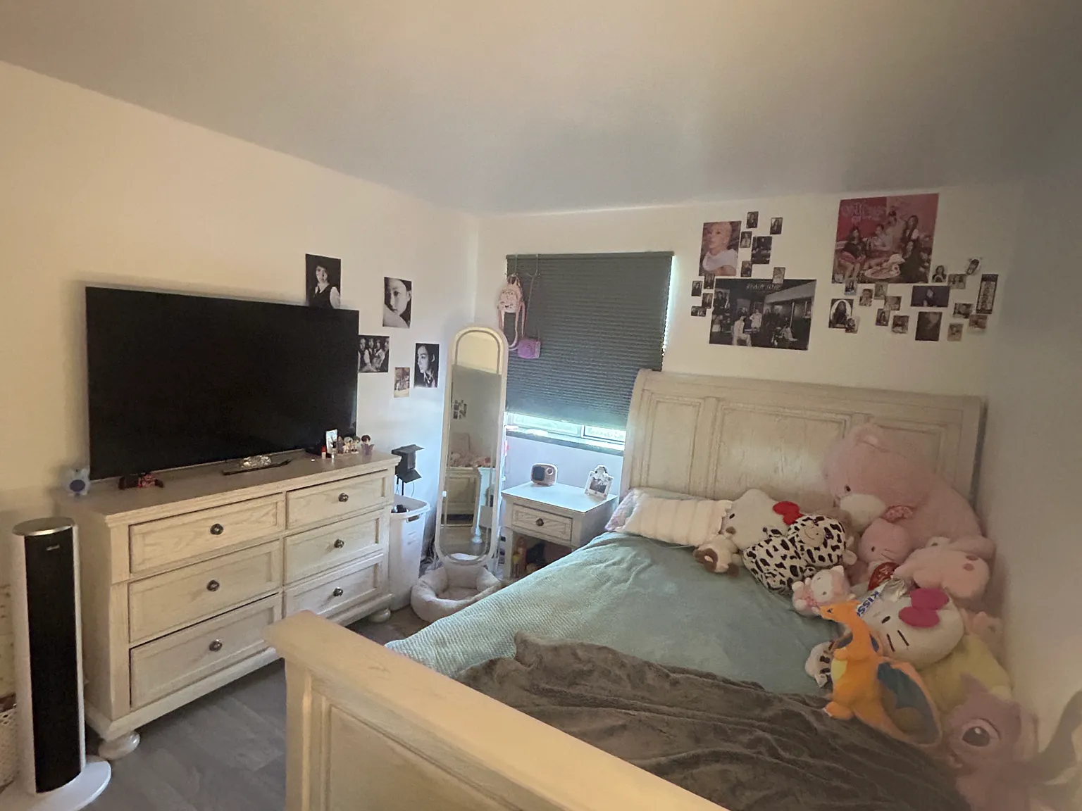2 bed, 968 sqft, $1,900 — Photo 2