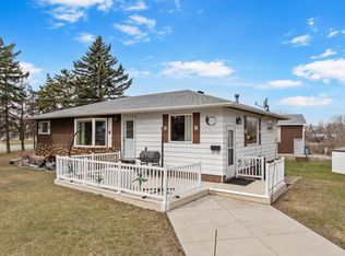 600 28th Ave SW, Minot, ND 58701
