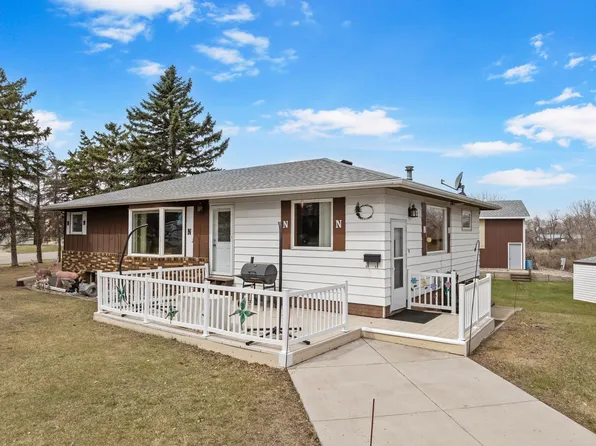600 28th Ave SW, Minot, ND 58701