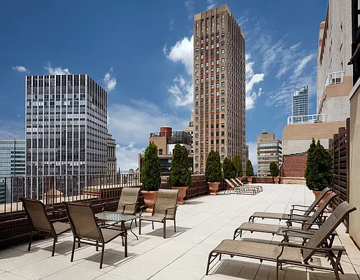 Rented by Oxford Property Group | media 22