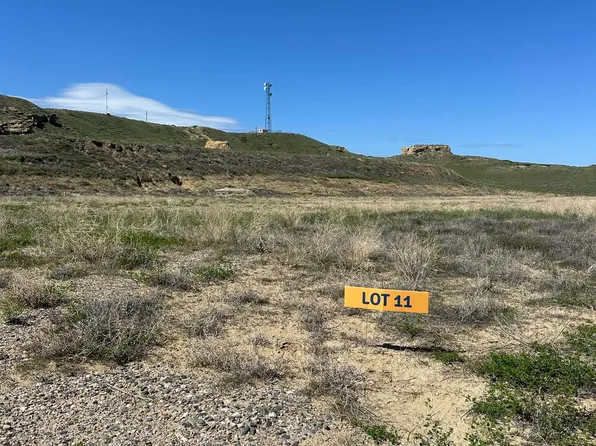 11 John Butler Dr, Glenrock, WY 82637