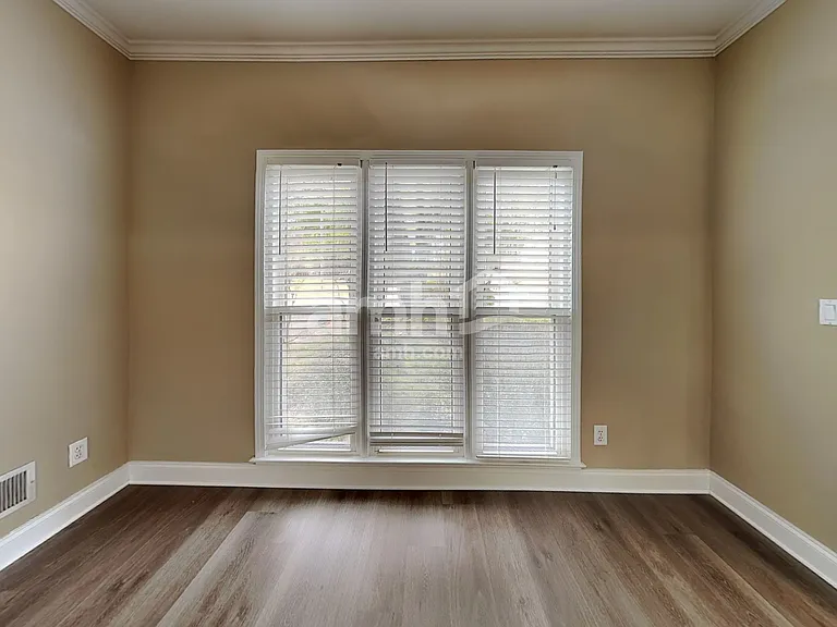 6105 Braidwood Ct — Photo 6