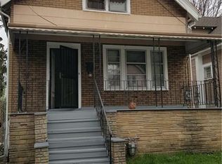 64 Roslyn St, Buffalo, NY 14211