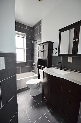 Rented by CITY SKYLINE REALTY INC | media 19