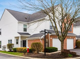 4974 Village Mdw, Westerville, OH 43081