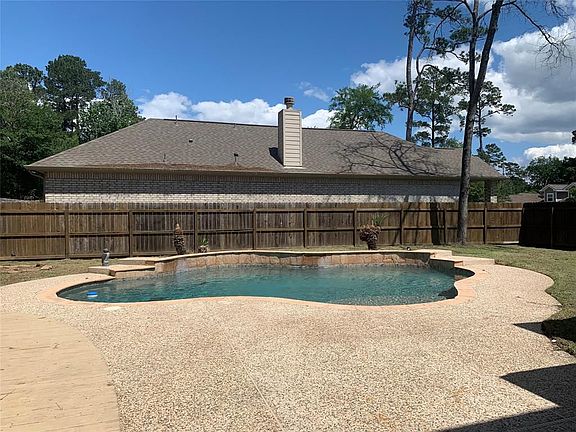 3rd image of 11626 Alcott Dr