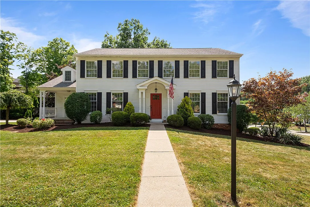 100 Stilwell Ct photo 1
