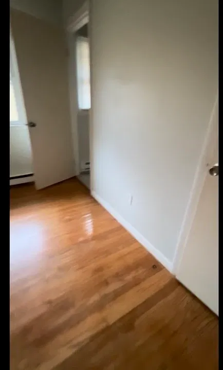 4 bed, 1800 sqft, $2,900 — Photo 4