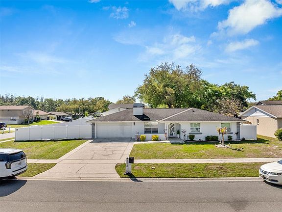 2nd image of 15810 Sea Oats Pl