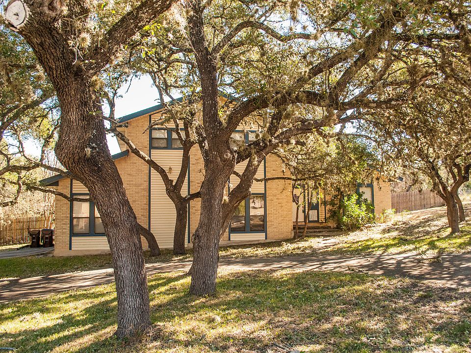 1st image of 24802 Broad Oak Trl