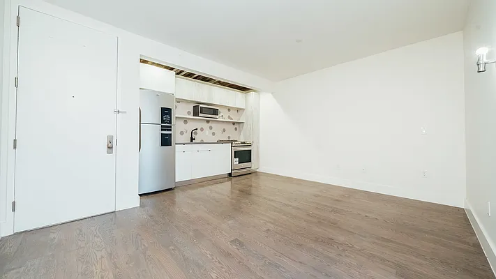 Rented by Nooklyn NYC LLC | media 20