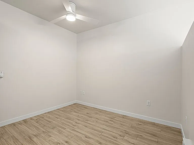 Contour Apartments — Photo 145
