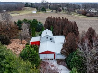 8666 Frog Pond Rd, Erie, IL 61250