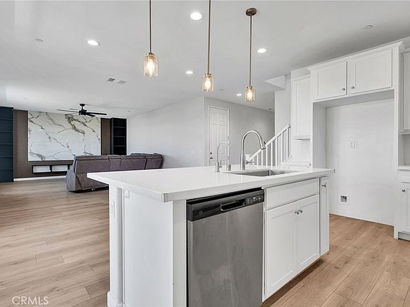 4th image of 11547 Bing St