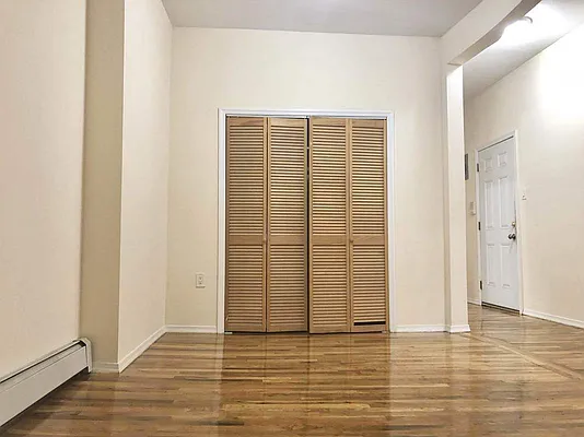 Rented by Premier Metro Realty Corp | media 19